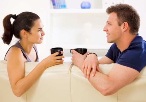 couplestalkingonthecoachaericle