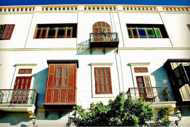 Bab al Aziziyah, Tripoli (Source)