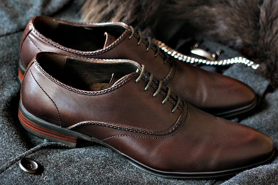 brownlaceupshoes
