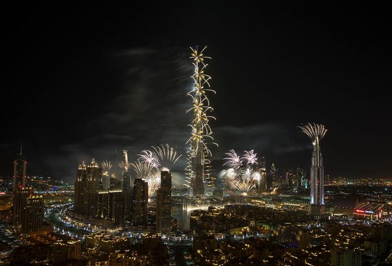 Dubai's record-breaking NYE 2014 fireworks show