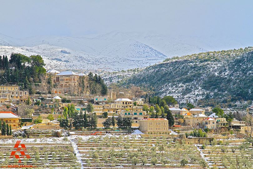 Moukhtara (Via)">Via)