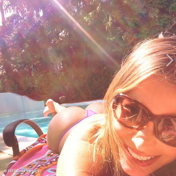 Sofia Vergara Belfie
