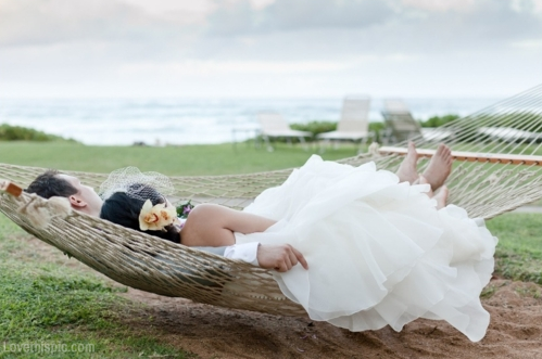 28362-Sweet-Married-Couple