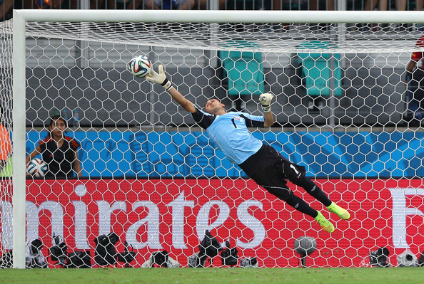 Keylor+Navas+Netherlands+v+Costa+Rica+Quarter+vH_pTnu_Afnl