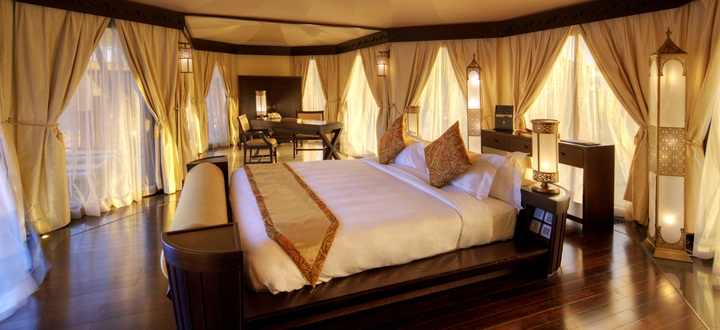 Banyan-Tree-bedroom-d