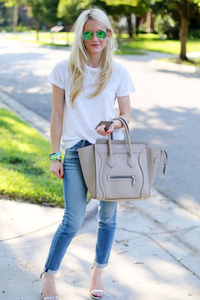 large_101_Different_Ways_to_Wear_a_White_T-shirt-26