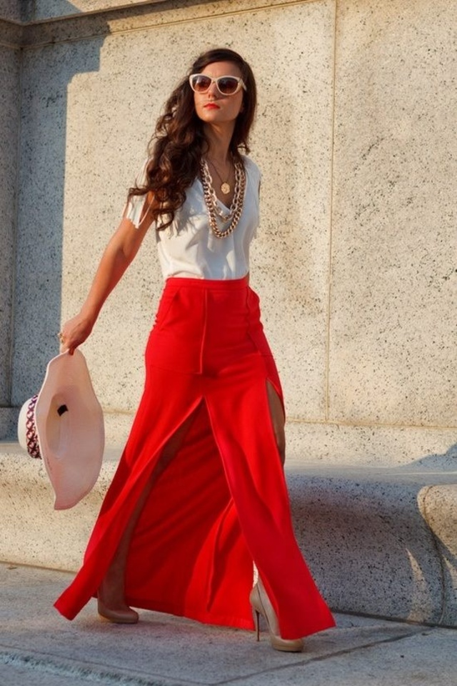 large_101_Different_Ways_to_Wear_a_White_T-shirt-32