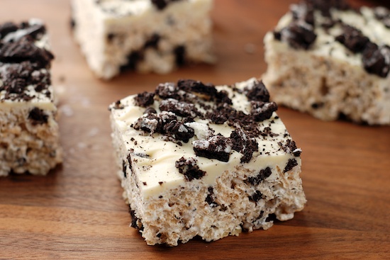 oreo-crispy-bars