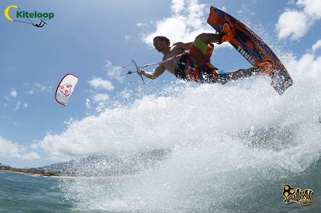 kitesurfing