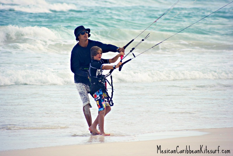 ma_mexicancaribbeankitesurf_tulum-kite-school_kids_joaquin-argentina9