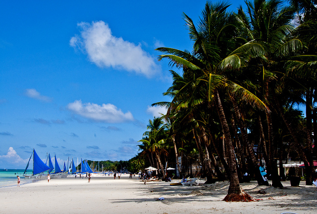 Boracay, Philippines (Renato Morbach/flickr)