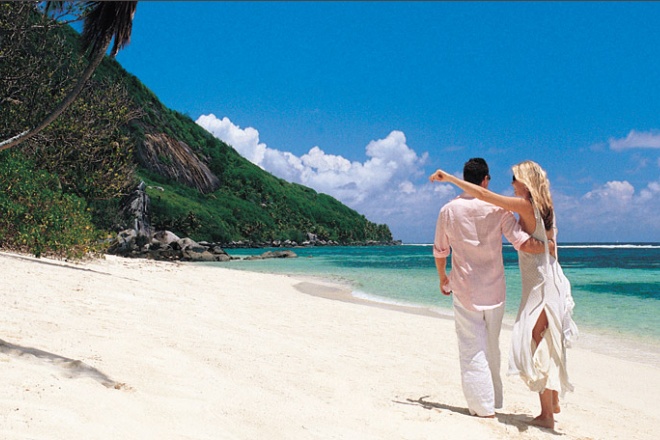 Seychelles_Honeymoon_Beach