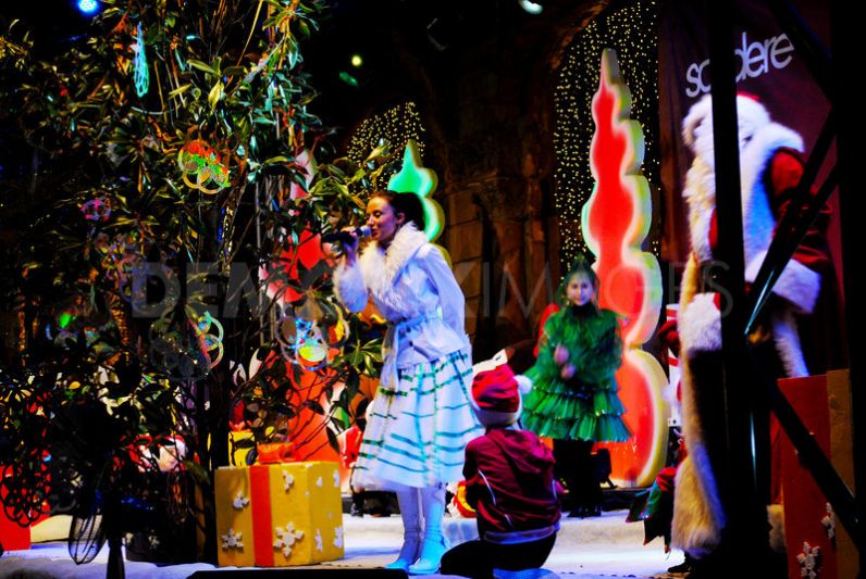 1324943801-christmas-celebrations-continue-in-beirut_982265
