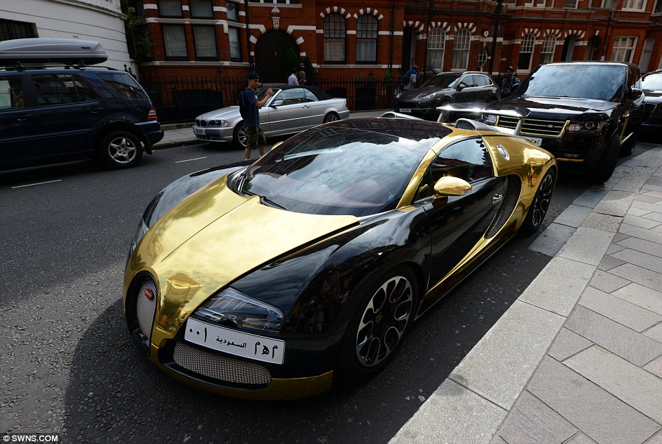 1407231572263_wps_38_Arab_owned_bugatti_veyron