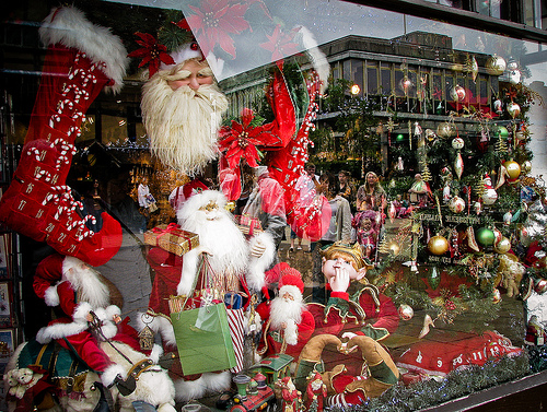 The Nutcracker, Christmas shop.