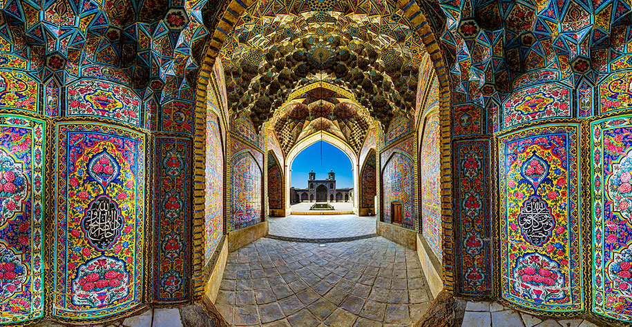 stunning-beautiful-nasir-al-mulk-mosque-shiraz-iran-stained-glass-9-1