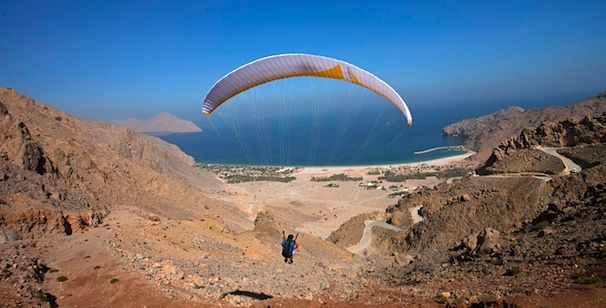 zighy-bay-oman-six-senses-Paragliding-newnownext-travel-awards