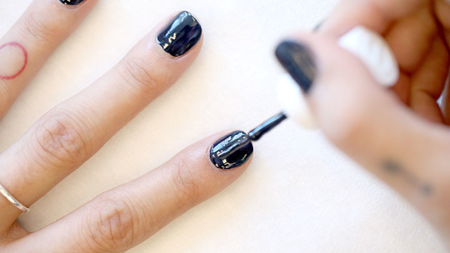 53a054ee999ee_-_cos-01-nail-xl