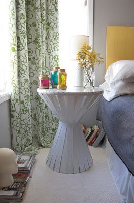 bedsidetable1