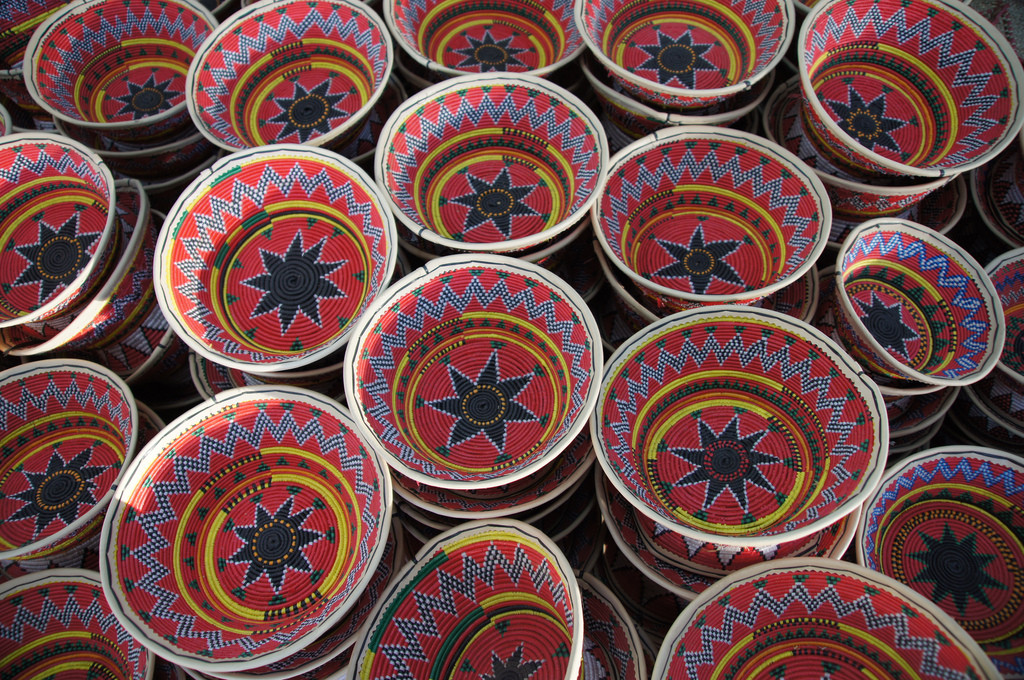 Traditional Yemeni basket weaving (Charles Roffey/flickr)