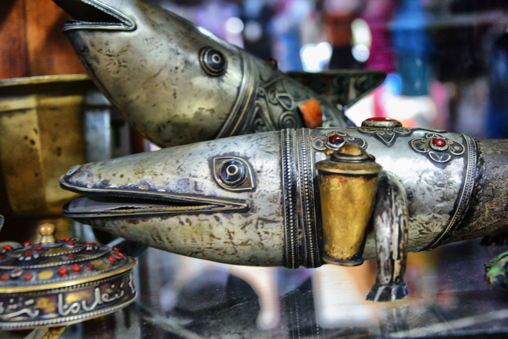 Handcrafts at a market (Rod Waddington/flickr)