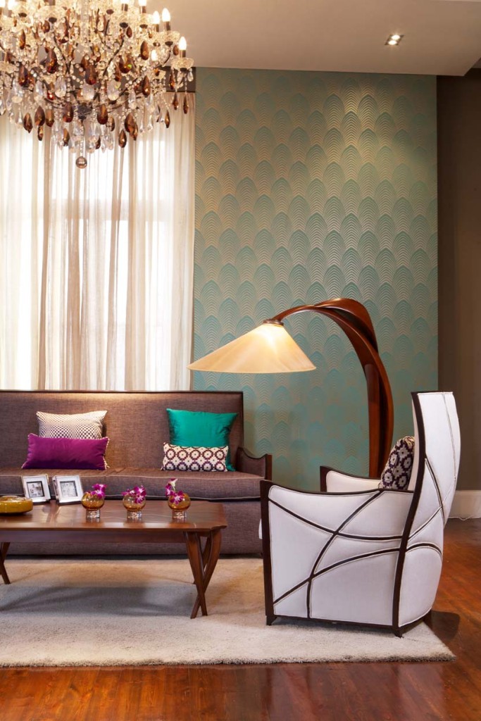 AlCazar Makes a Comeback with Stunning New Collection