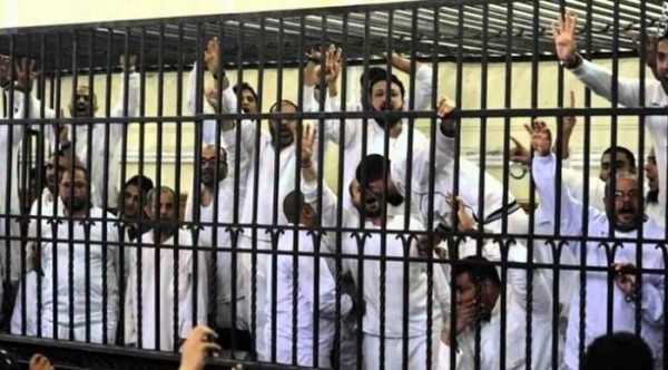 muslim-brotherhood-supporters-sentenced-to-death-e1422898030585