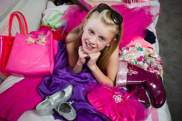 getting all the gifts from the family