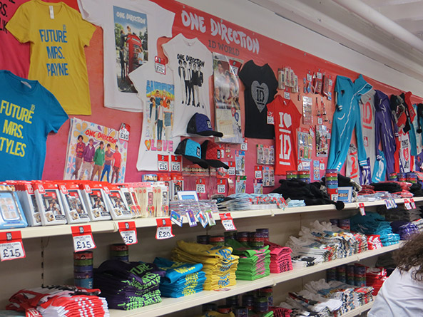 one-direction-world-store-leeds-7