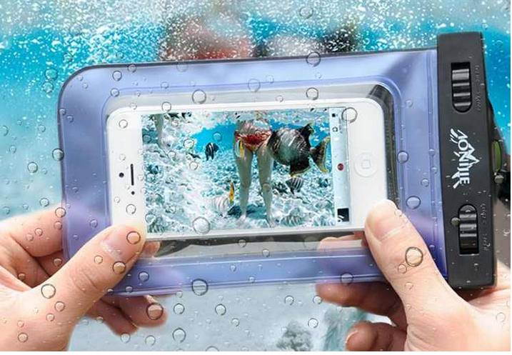 How to Protect Your Phone at the Beach This Summer 101