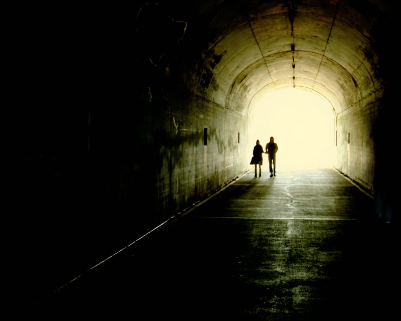 0903160809491light_at_