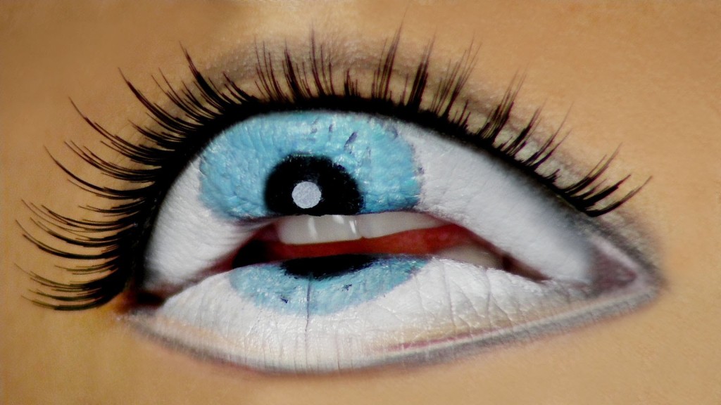 7 Quick and Trippy Halloween Tutorials That are Guaranteed to Make You Look Terrifying