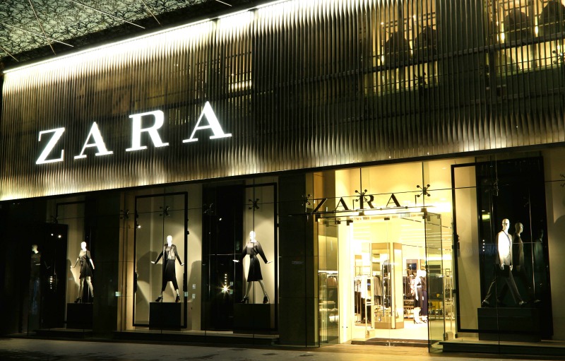 ZARA Fires Employees for Banning Veiled Woman from Entering Store in Paris
