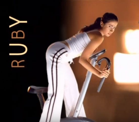 122015222186853كورتنى-كاردشيان-(4)