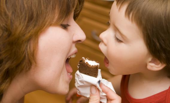 bribing kids.jpg.CROP.rectangle3-large