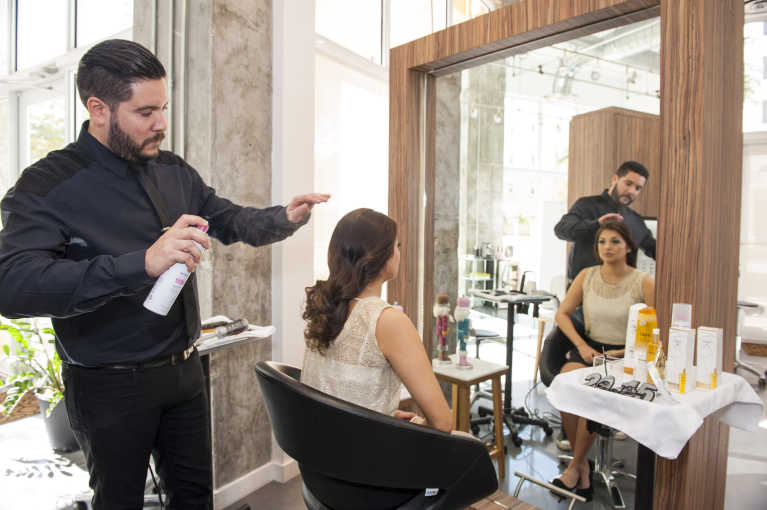 3.-New-Year-New-Hair-Modern-Tejana-Mario-Anton-767x510