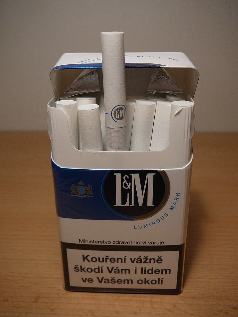 768px-L&M_Blue_Label_(5)