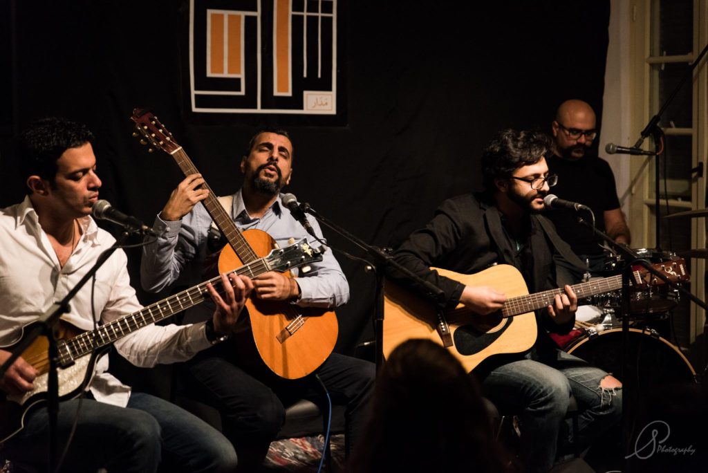 Glass Onion performs at Madaar, February 6, 2016 (Sallie Pisch Photography)
