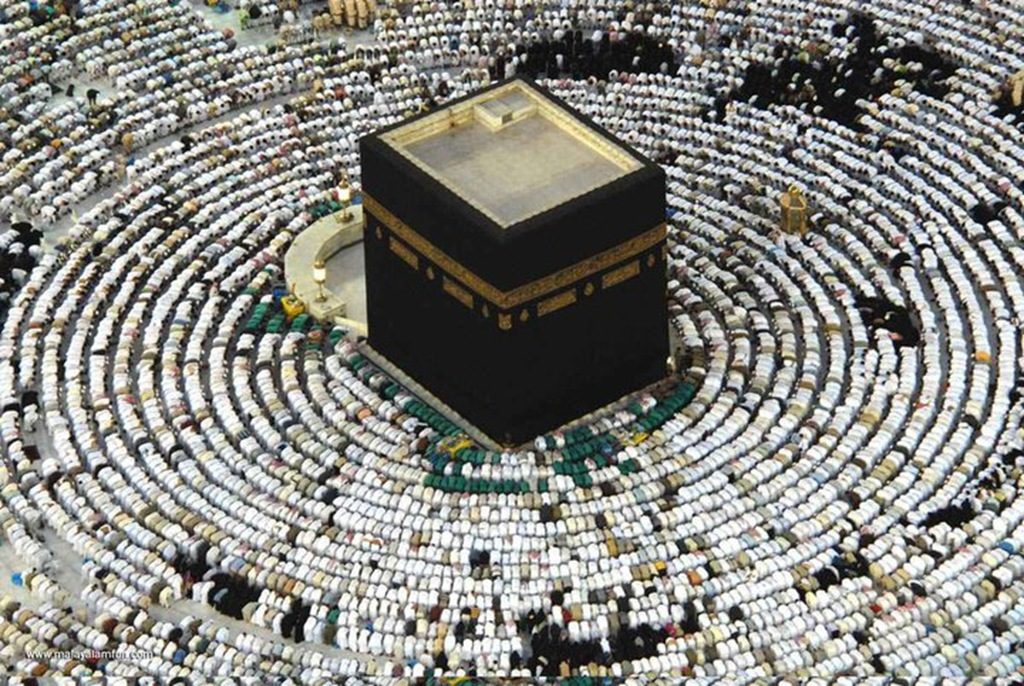 Insane Video Shows Kaaba Tawaf Like We’ve Never Seen It Before