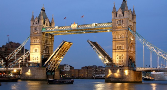 tower-bridge-london-england_main