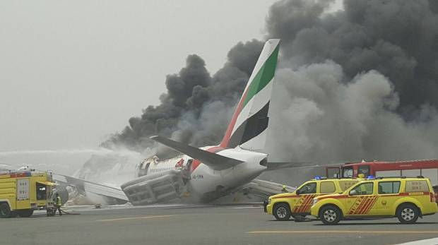 Dubai International Airport Closes After Plane Crash-Lands