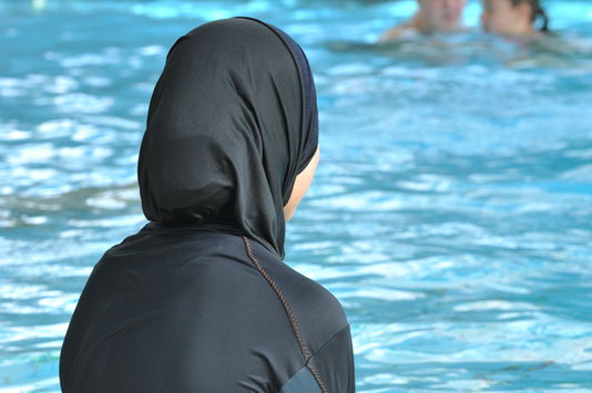 Egyptian Women Get Terrorized for Wearing Burkini in Ras Sudr