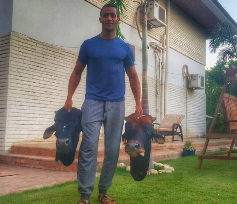 Via Mohamed Ramadan,