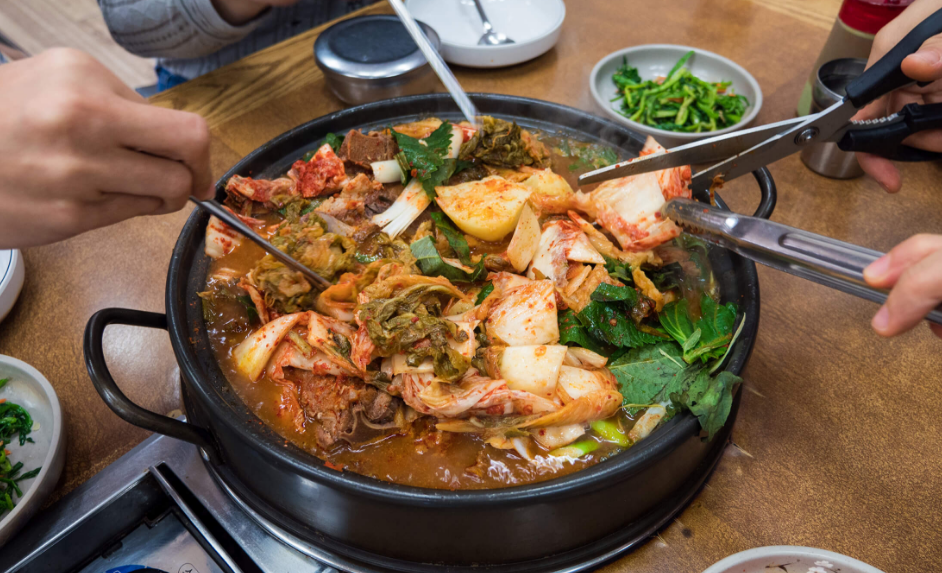 Egyptian Foodies Join Forces to Bring Korea to Cairo