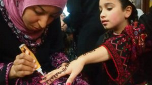 Artist Uses Henna to Bring Palestinian Landscapes Back to Life
