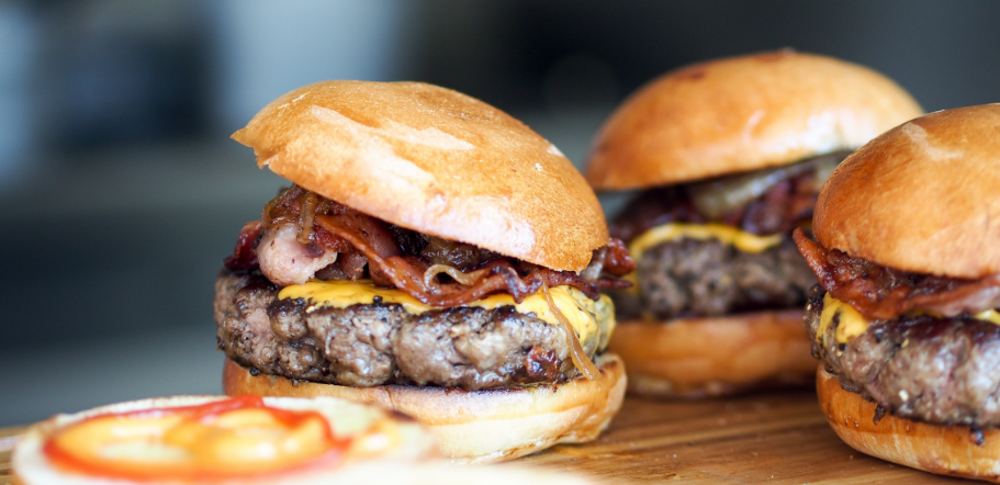 Dubai to Fine Schools for Serving Junk Food