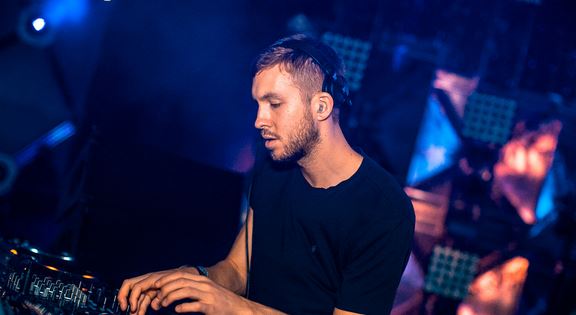 The Only Weekend Guide You Need for the Abu Dhabi Grand Prix 2017