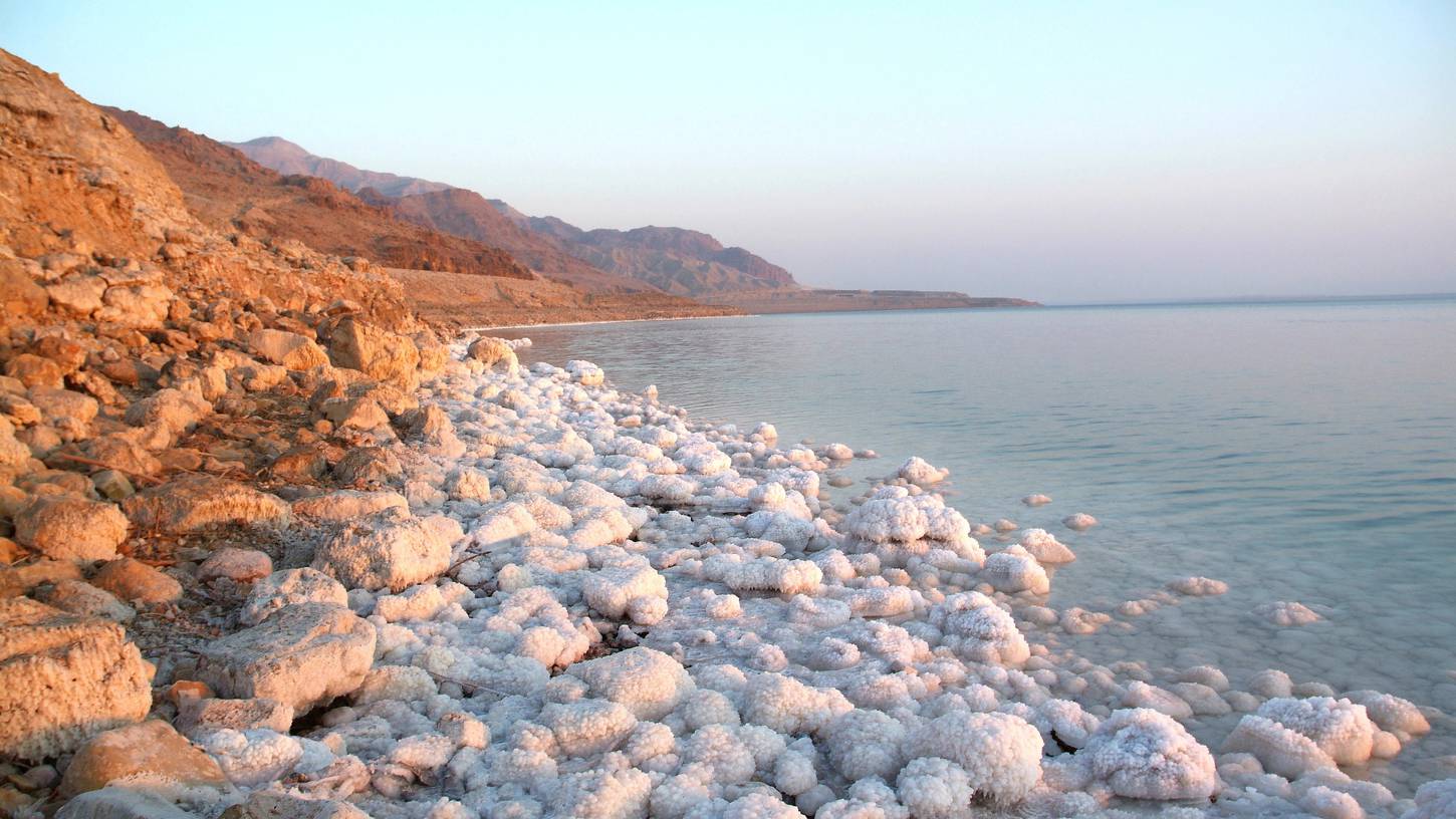 dead-sea-area-6057480-smalltabletretina