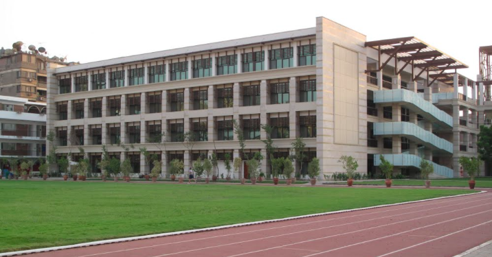Cairo American College