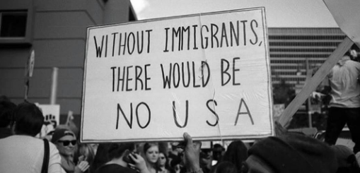 23 Signs Against #MuslimBan That Will Restore Your Faith In Humanity